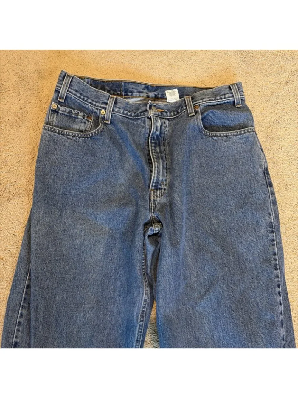 Vintage Levis 560 Loose Fit Jeans Men's Size 36x34 Medium Wash Tapered Leg 90s